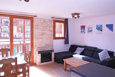 Image de Duplex skis aux pieds pour 8, avec piscine, Les Orres 1800
