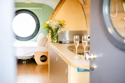 Image de Luxury Anthropod - Ben Cleugh with Private Decking & Hot Tub
