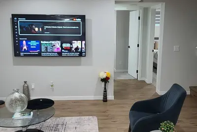 Image de Newly built 2 bedroom basement apartment in Livingston