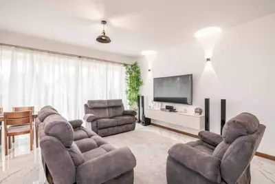 Image de Executive Two Bdrm with Gym.