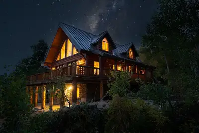 Image de Luxury Wood-Log Cabin - Your Park City Mountain Getaway - Sleeps 10+