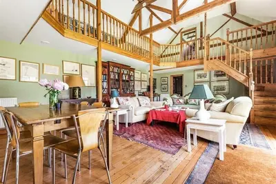 Image de Countryside retreat in Guildford, tranquil location, ideal for groups, sleeps 7!