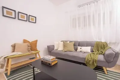 Image de Beautiful two rooms apartment by Hilton beach