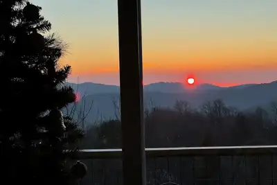 BestView*PoolTable*2King*Pickleball*HotTub*FireTable*Arcade*Fireplace*Location