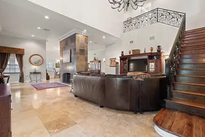 Image de Luxury Villa Near the Water w/Private Pool