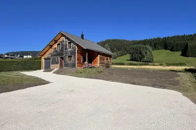 Image de Chalet écologique et ensoleillé dans le Vercors, proche du village et des pistes