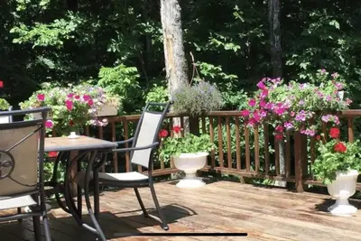 Image de Beautiful, upscale skier & leafer sanctuary at Mount Snow  - Pet Friendly!