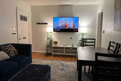 Image de 7mins to Lincoln Memorial, 5bd House, Parking, WiFi