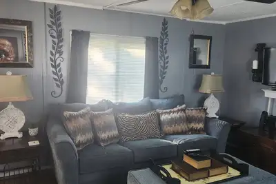 Image de Looking for a peaceful escape. Step inside and be greeted by a cozy atmosphere.