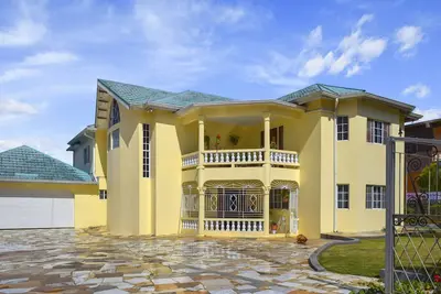 Image de Spacious Home in Mandeville