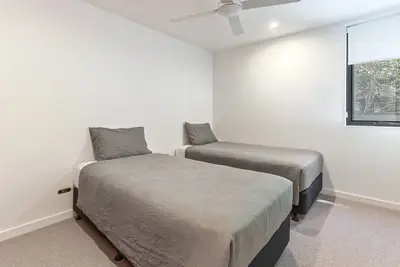 Image de Premium beach location on Hastings Street