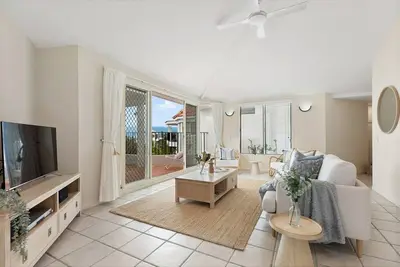 Image de Bright sea view apartment in the heart of Sunshine Beach