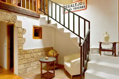 Image de Casona RĂşstica Piedra y Madera, cĂłmoda, amplia Ideal Familia. Pn Alto Tajo