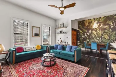 Image de Stylish 2br | Garden District | Historic Luxury