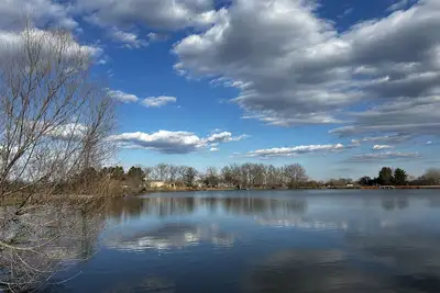 Image de Lakefront 4acre Lake Close to Charlotte Perfect for Weddings+Venues+Family Fun