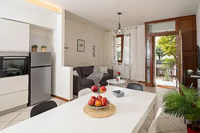 Image de Regarda - \"Townhouse 71\" with 2 bedrooms, 2 bathrooms, wifi, airco