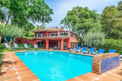 Image de Villa Elviria Sol - Six Chambres Villa, Couchages 12