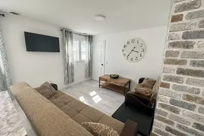 Image de Cozy Private Apartment Just a Short Stroll frm Milan Puskar Stadium & Wvu Campus