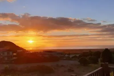 Image de Gorgeous 3 King size apartments with Sea views. \n