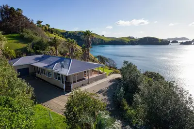 Image de Seascape Point - Mahinepua Bay Clifftop Retreat
