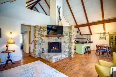 Image de Beech Mountain - Chalet Atticus<br><br>
