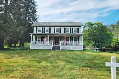 Image de The Olde Farmhouse - Historic Property - 10 miles from Cherry Springs State Park