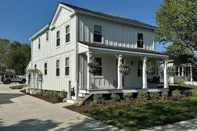 Image de Family Retreat at Village Farmhouse - Near Grand Haven Beach