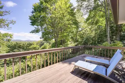 Image de Dog-Friendly Blowing Rock Chalet w/ Stunning Views