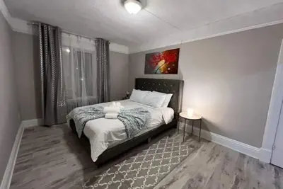 2 br/3 beds with free wifi, parking and much more