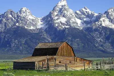 Image de Jackson Hole condo in the Aspens. A retreat close to Nat. Parks & Jhmr, King Bed