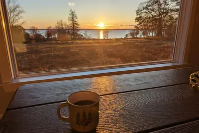 Image de Stay in this beautiful home: ocean views and access to midcoast Maine's charm!