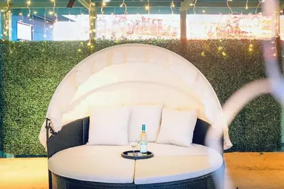 Image de Hot Tub | Fire Pit | Relaxing Day Bed |Dogs Ok