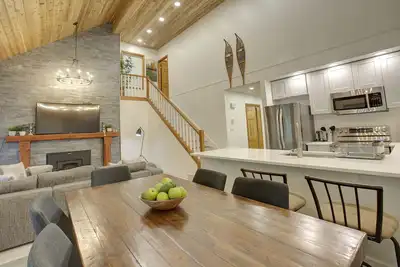 Image de True Ski In\/Out 3Bed\/2bath & Common Hot Tub Directly On Blackcomb Mountain