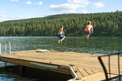 Image de Luxe Lake Home | Hot Tub + Private Dock & Beach