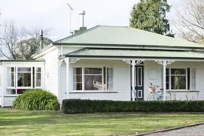 Image de Berwick cottage - quaint country cottage - 1. 4km to the heart of Greytown