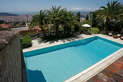 Image de Superbe villa avec piscine à Nice