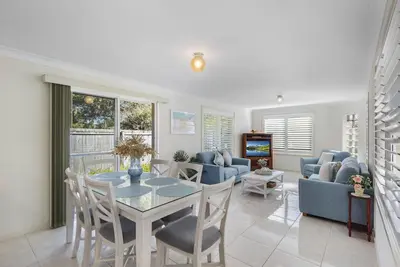 Image de Sunset at Gibbon - Great well appointed Townhouse in the Village