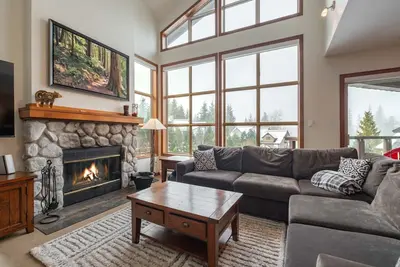 Image de Large deck with Bbq | Hot Tub | Golf Course