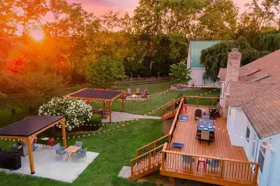 Image de House & Cottage in Summit Point - Wild & Wonderful