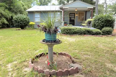 Image de Minutes from marinas, downtown, bases and more!