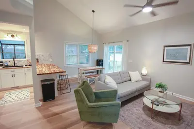 Image de Coastal Charter Abode