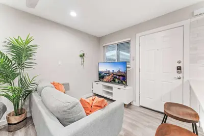 Image de Serene West Downtown studio w/ washer&dryer