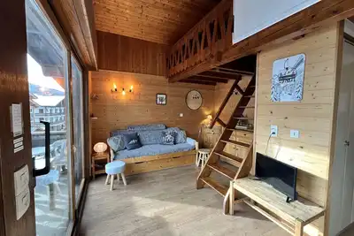 Image de Studio cosy aux Gets, proche télécabines, balcon exposé Sud-Ouest, idéal pour 4 personnes