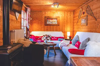 Image de Appartement cosy 3 étoiles, 3 chambres, 2 salles de bains, centre village, proche télécabines et école de ski