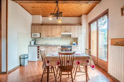 Image de Charmant appartement avec WiFi, parking et animaux admis