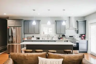 Image de Stephens House-Victorian home restored & renovated