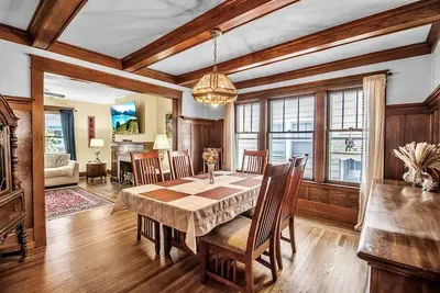 Image de Stylish 3bd apartment by Delaware Park and Museums\n