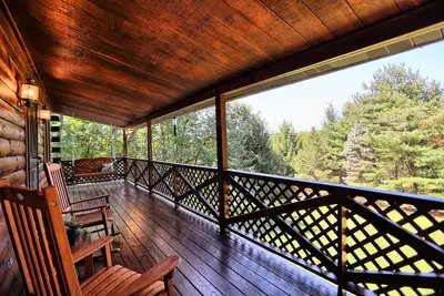 Image de Pine View Cottage - Cozy and Secluded - 3 bedroom