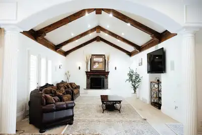 Image de Sleeps 23, 8 bedrooms, 6 bath, near Slc & Provo