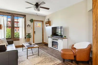 Image de Stylish Uptown Butte Condo - 634
